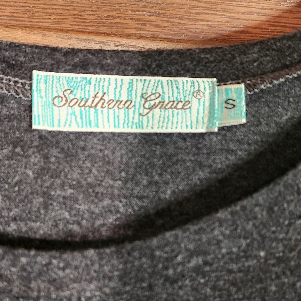Southern Grace Gray and Blue Tie Front Tee - Picture 2 of 2